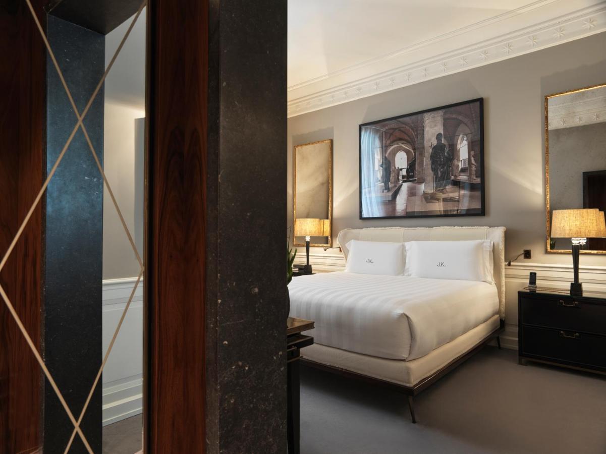 J.k. Place - The Leading Of The World Hotel Roma