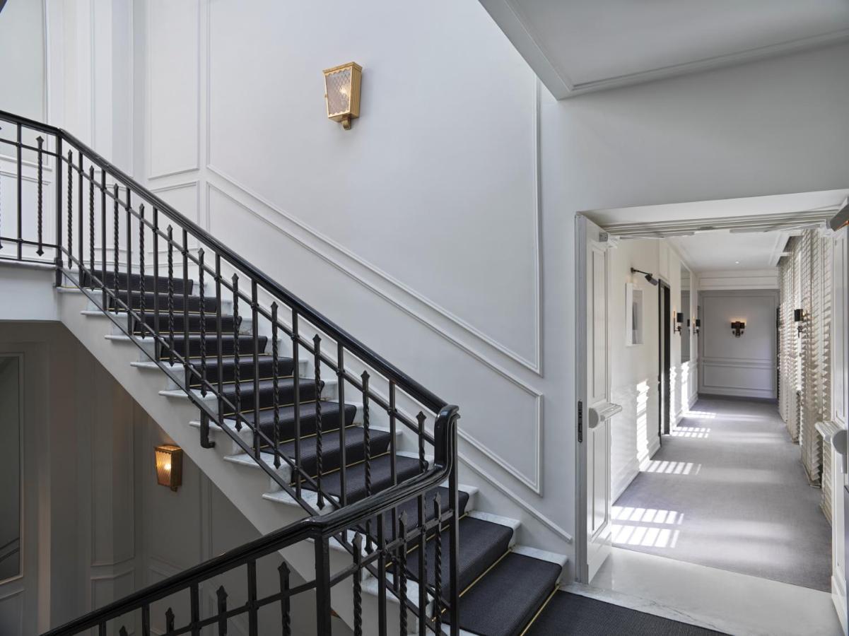 J.k. Place - The Leading Of The World 5*